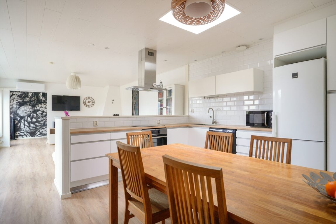 Bronrinne 1, Kirkkonummi (Kirkkonummi)