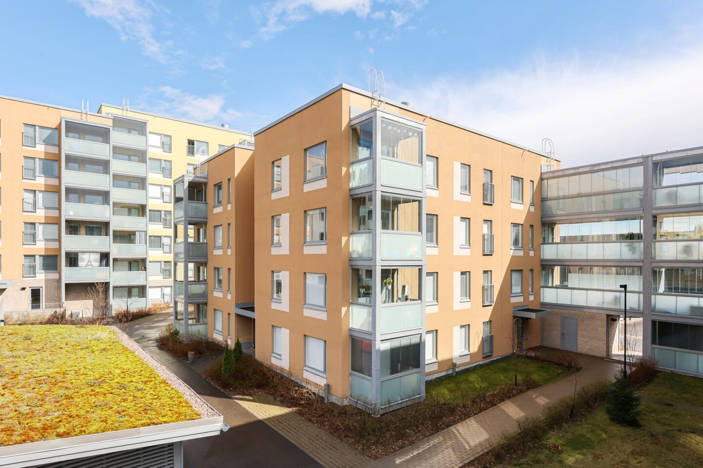 Peuraniitty 1, Espoo (Sepänkylä), Kuva 1