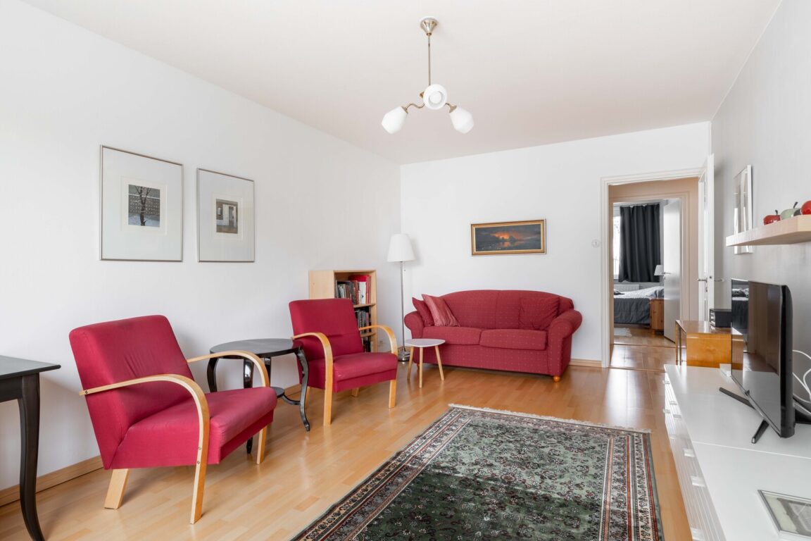 Mäkitorpantie 34, Helsinki (Oulunkylä)