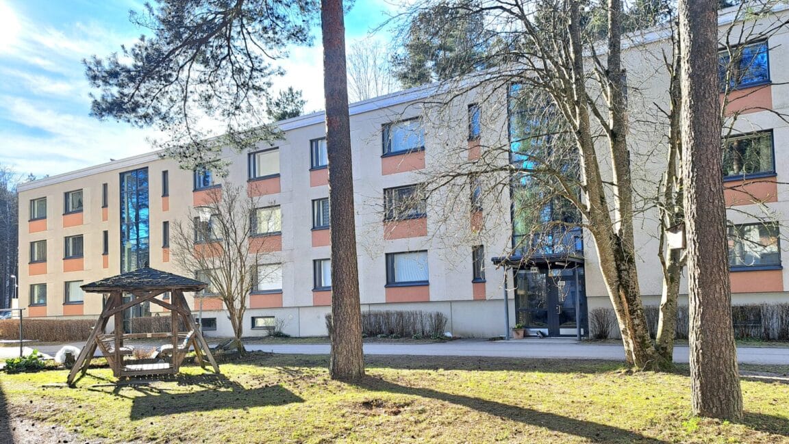 Mätästie 5, Helsinki (Suurmetsä)
