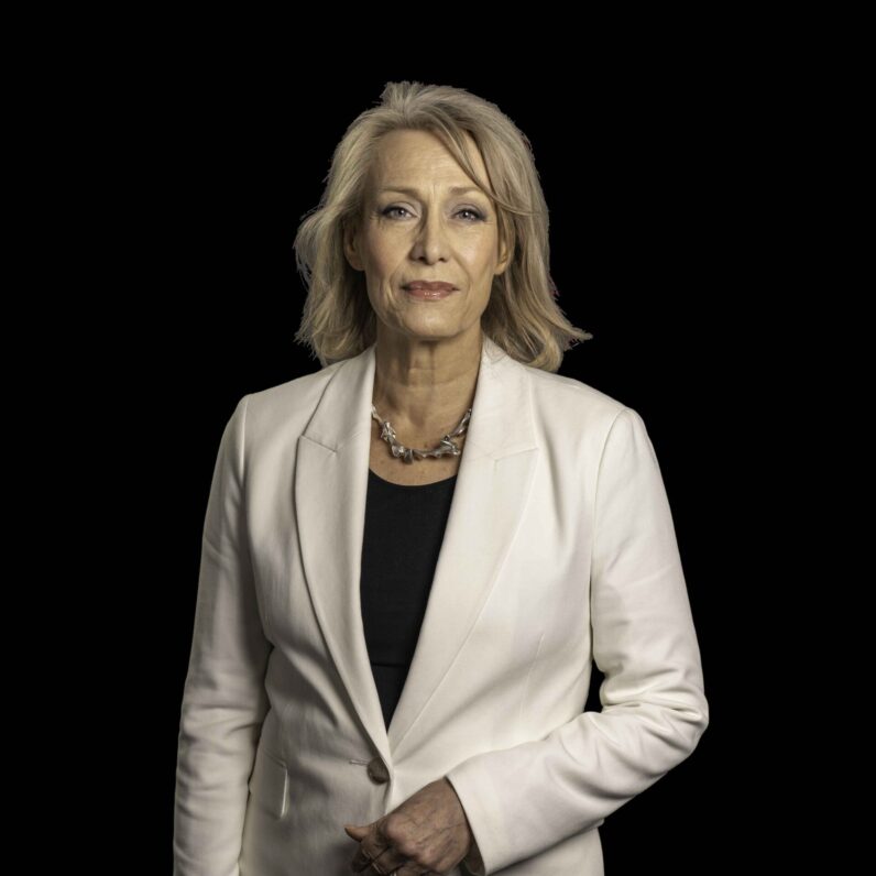 156f213b-6457-46a9-b010-440353b8e496