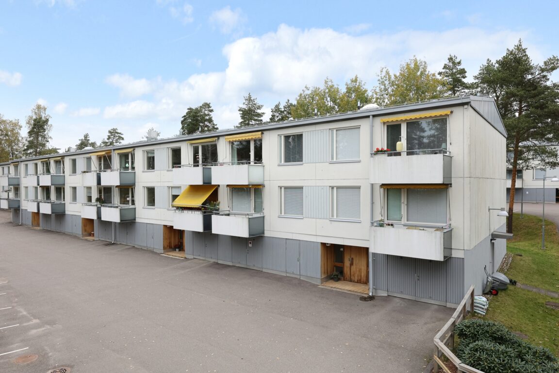 Urheilutie 9, Kauniainen (Kauniainen)