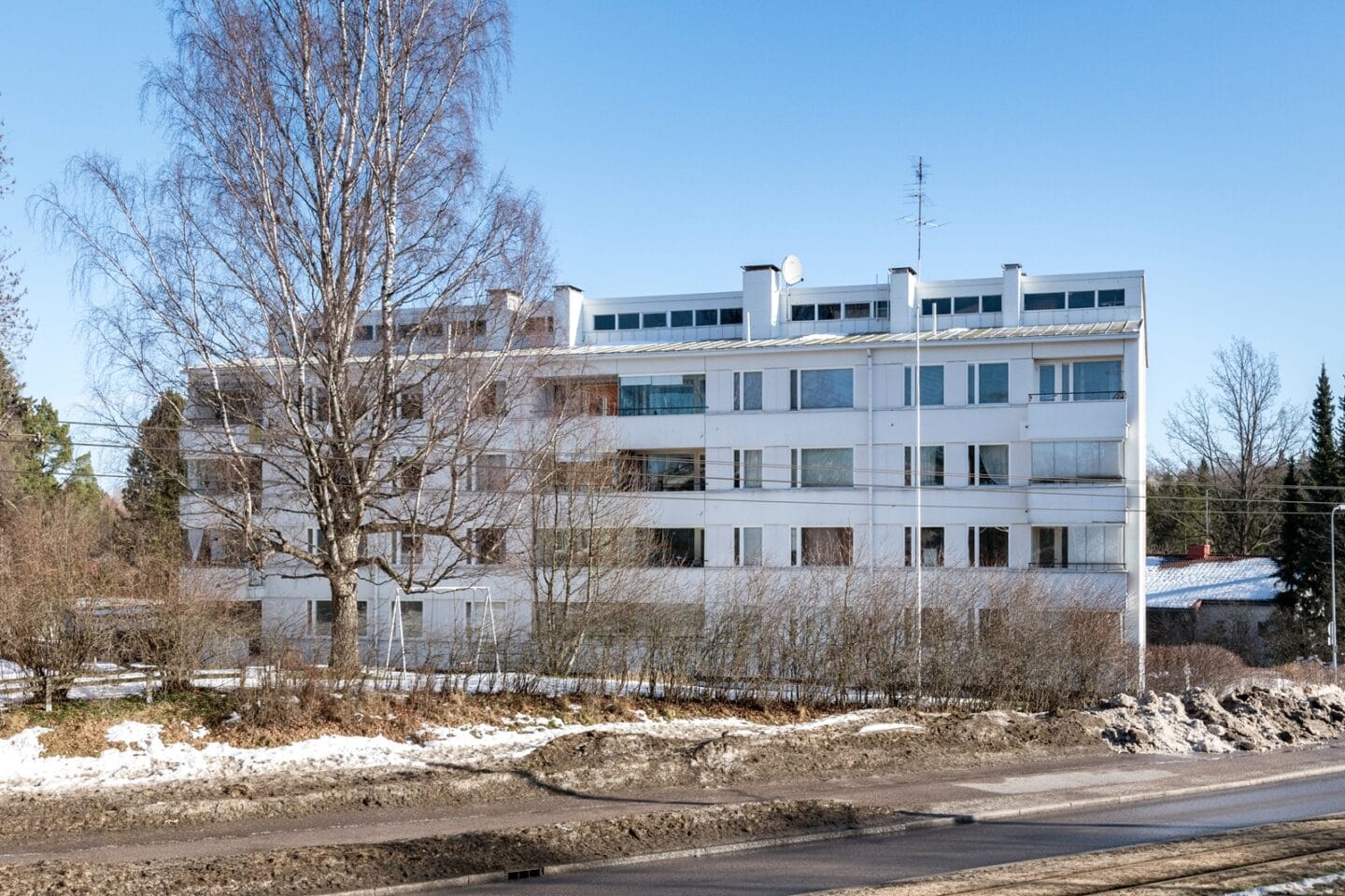 Image delivery from Zentuvo to Linear