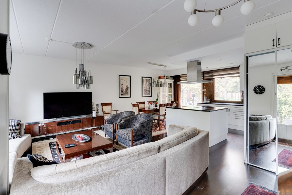 Aamutie, Espoo (Olari)