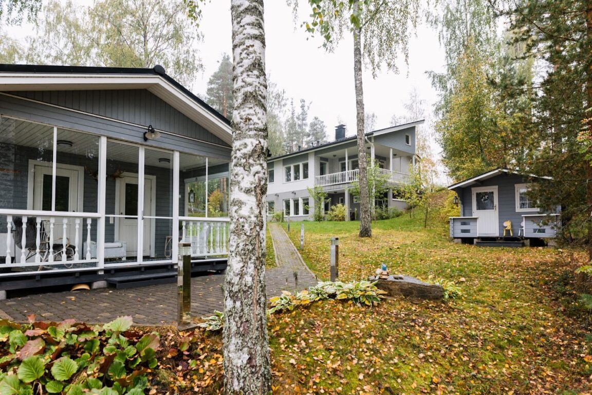 Koivuniementie 29, Imatra (Saarlampi)