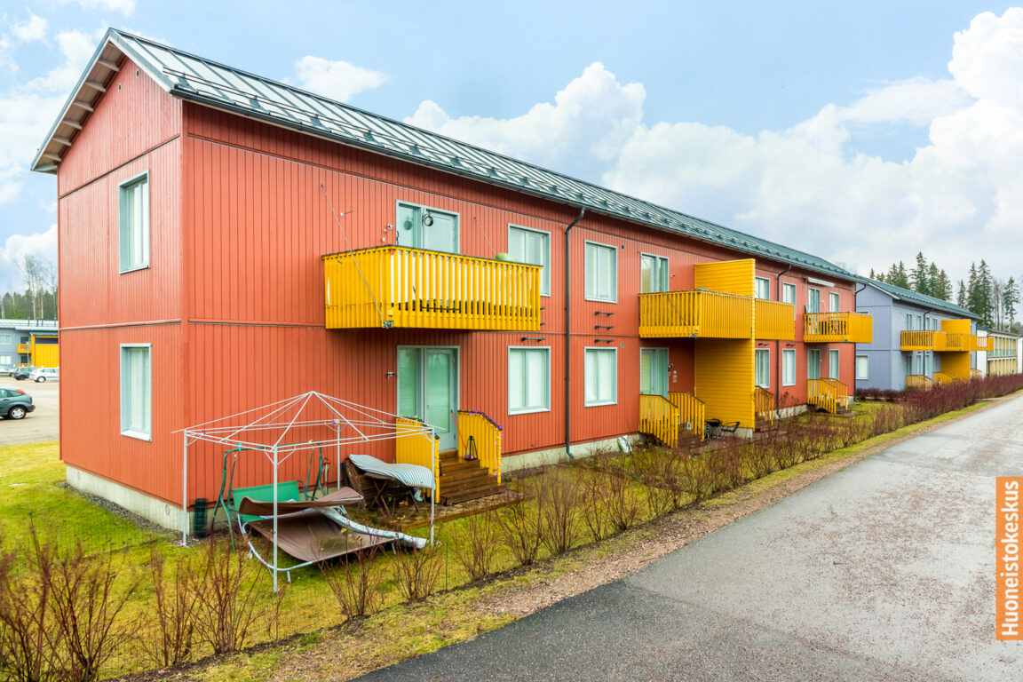 Laulukuja 4, Vantaa (Ilola)