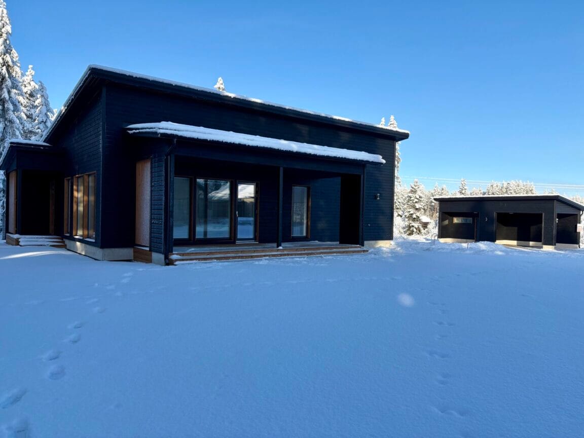 Louhettarenkatu 4, Ylivieska (Pakola)