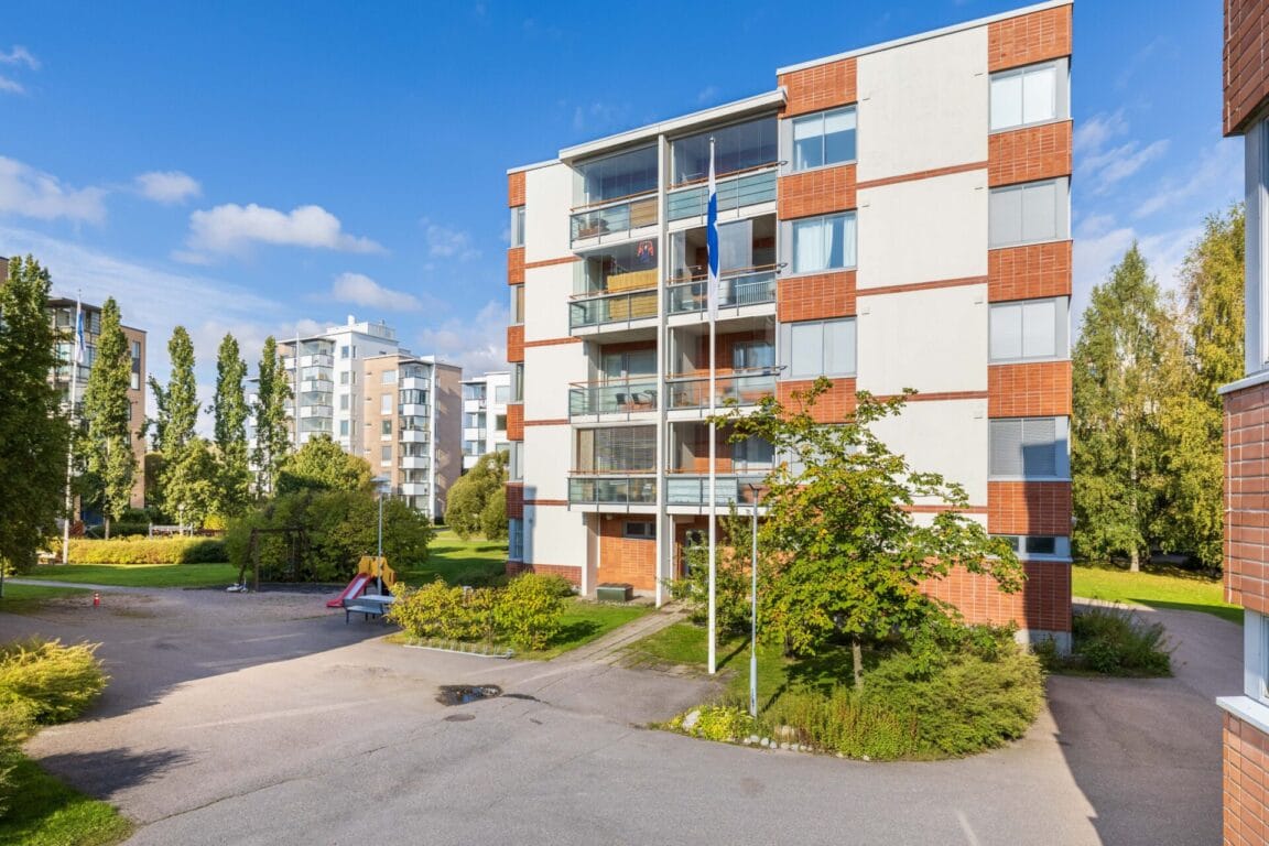 Otto Brandtin polku 4, Helsinki (Veräjälaakso)