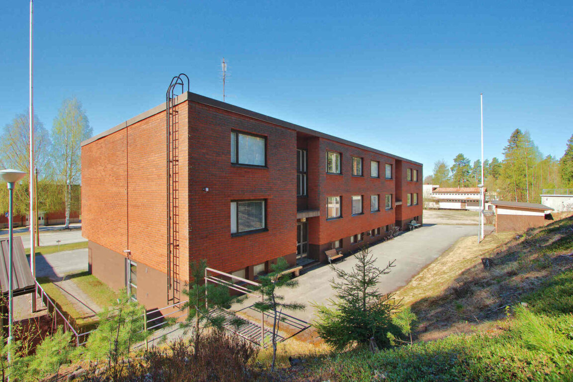 Keskitie 5, Tuusniemi (Tuusniemi)