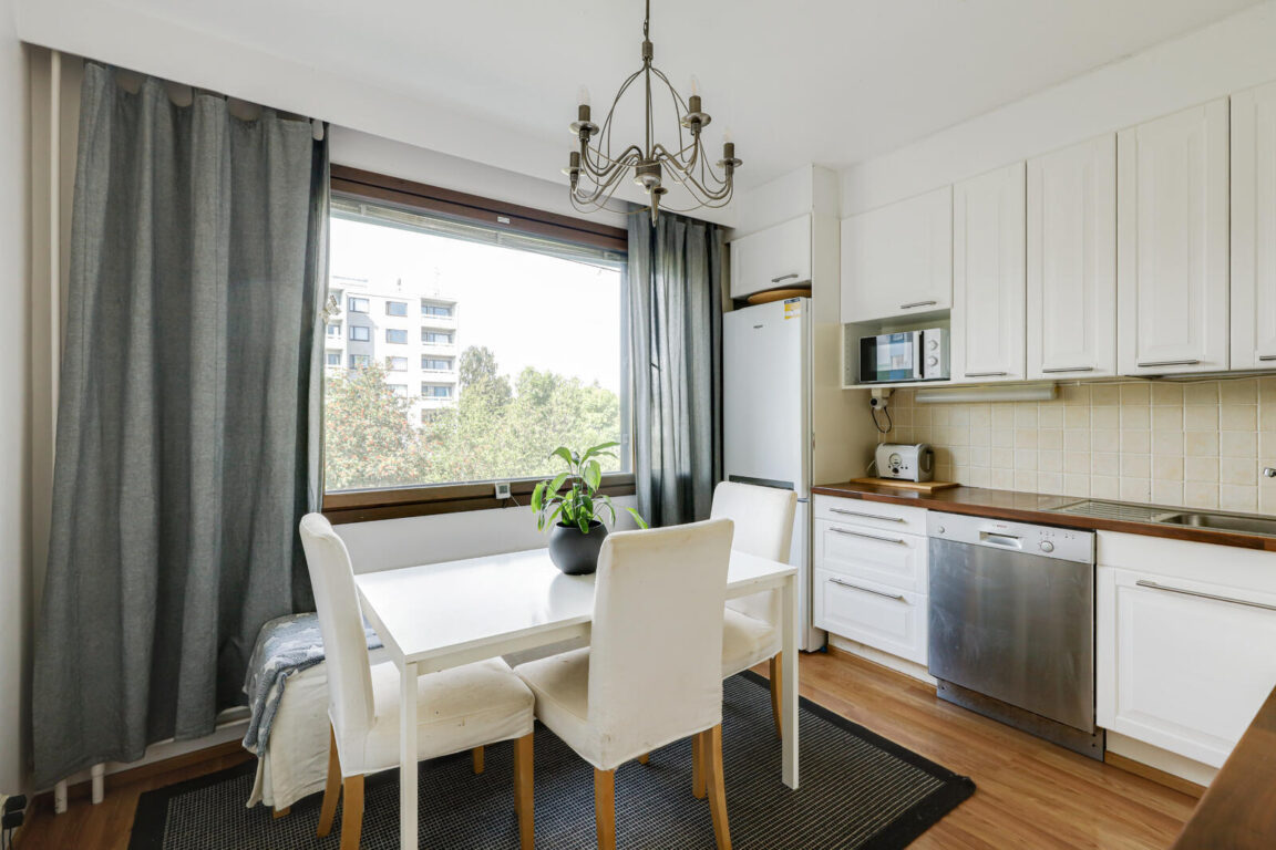 Lintukallionrinne 3, Vantaa (Kivimäki)