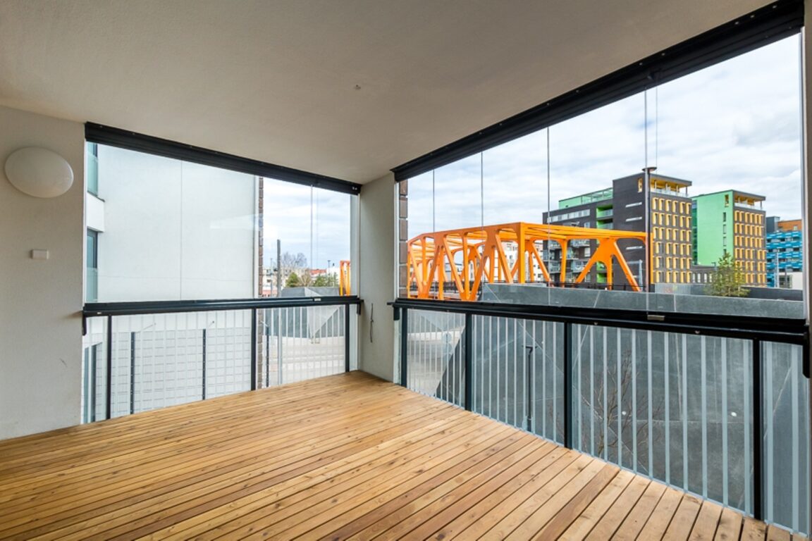 Välimerenkatu 12, Helsinki (Jätkäsaari)