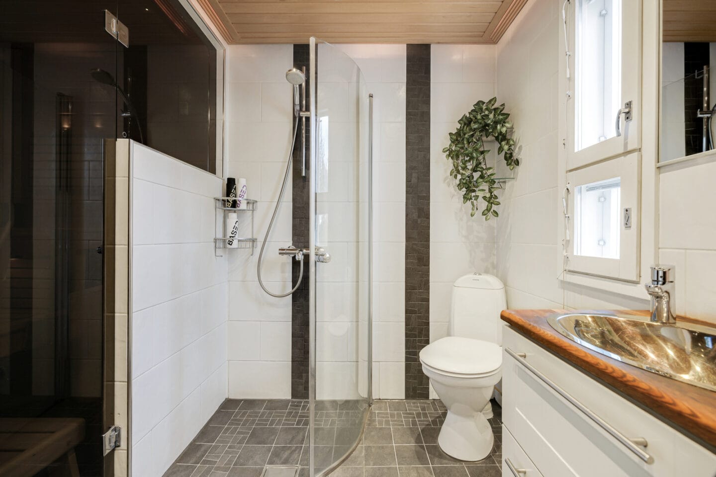 Kirkkokuja 12, Vantaa (Vaarala), Kuva 1