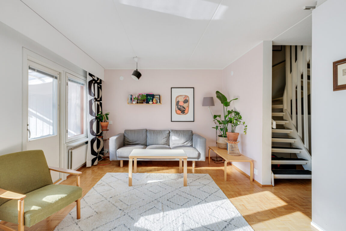 Laaksokuja 2, Helsinki (Puistola)