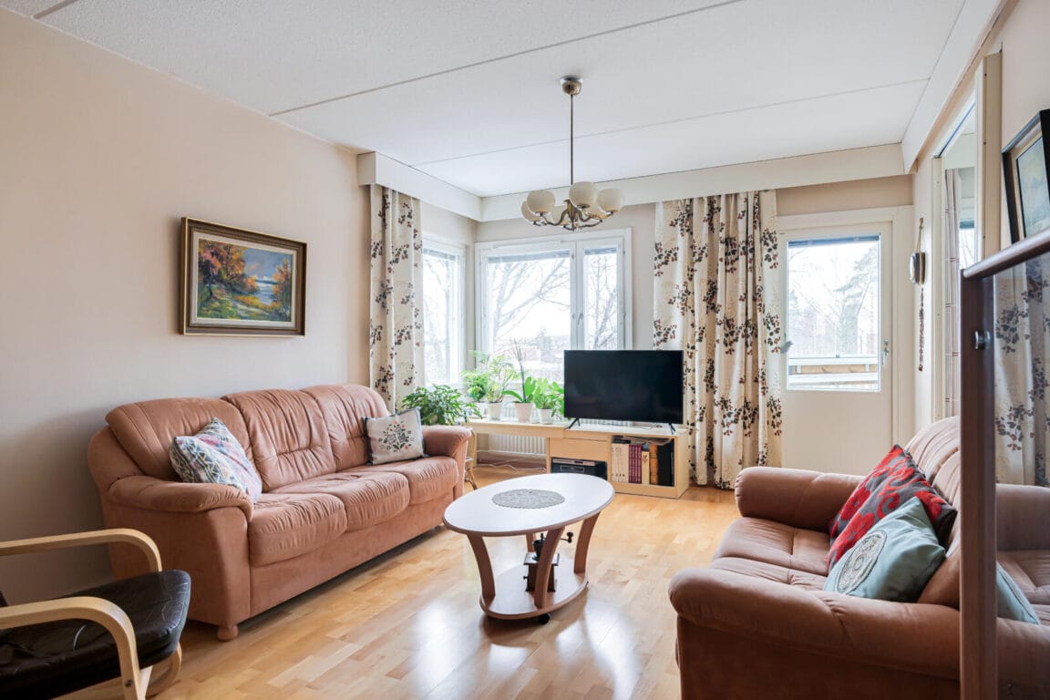 Vellikellontie 5, Helsinki (Malminkartano)