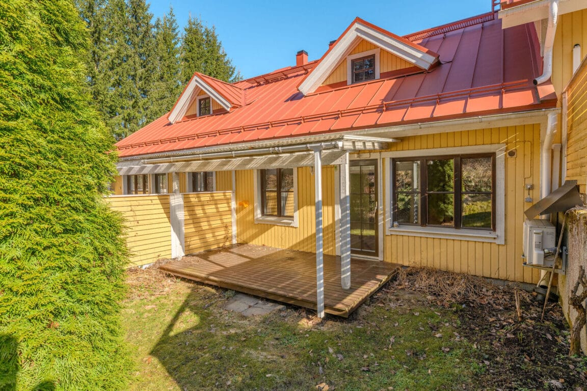 Kuoppamäentie 1, Karkkila (Haukkamäki)