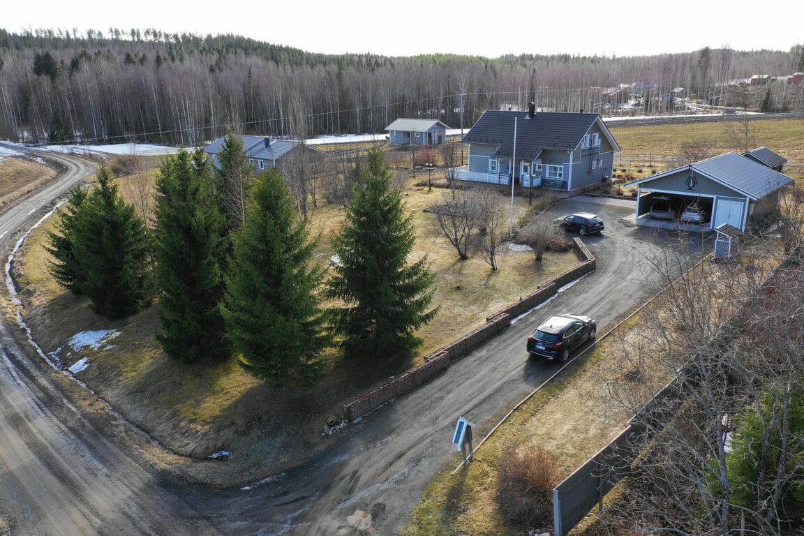 Epäistenvuorentie 12, Laukaa (Kuhankoski)