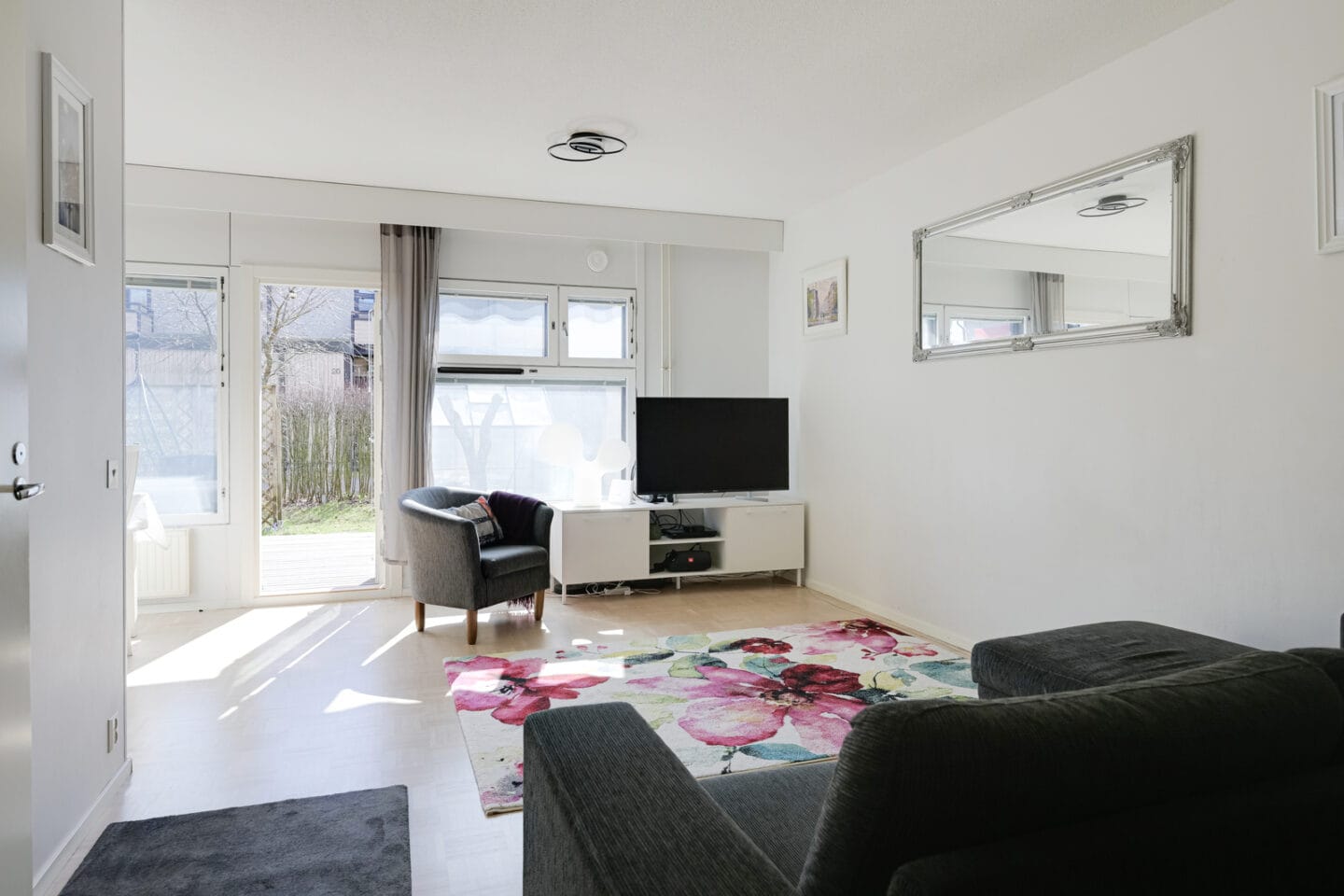 Kravuntie 1, Helsinki (Siltamäki, Suutarila), Kuva 1