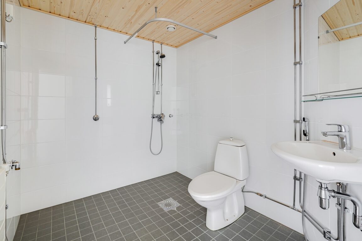 Meri-Rastilan tie 17, Helsinki (Vuosaari/Meri-Rastila)