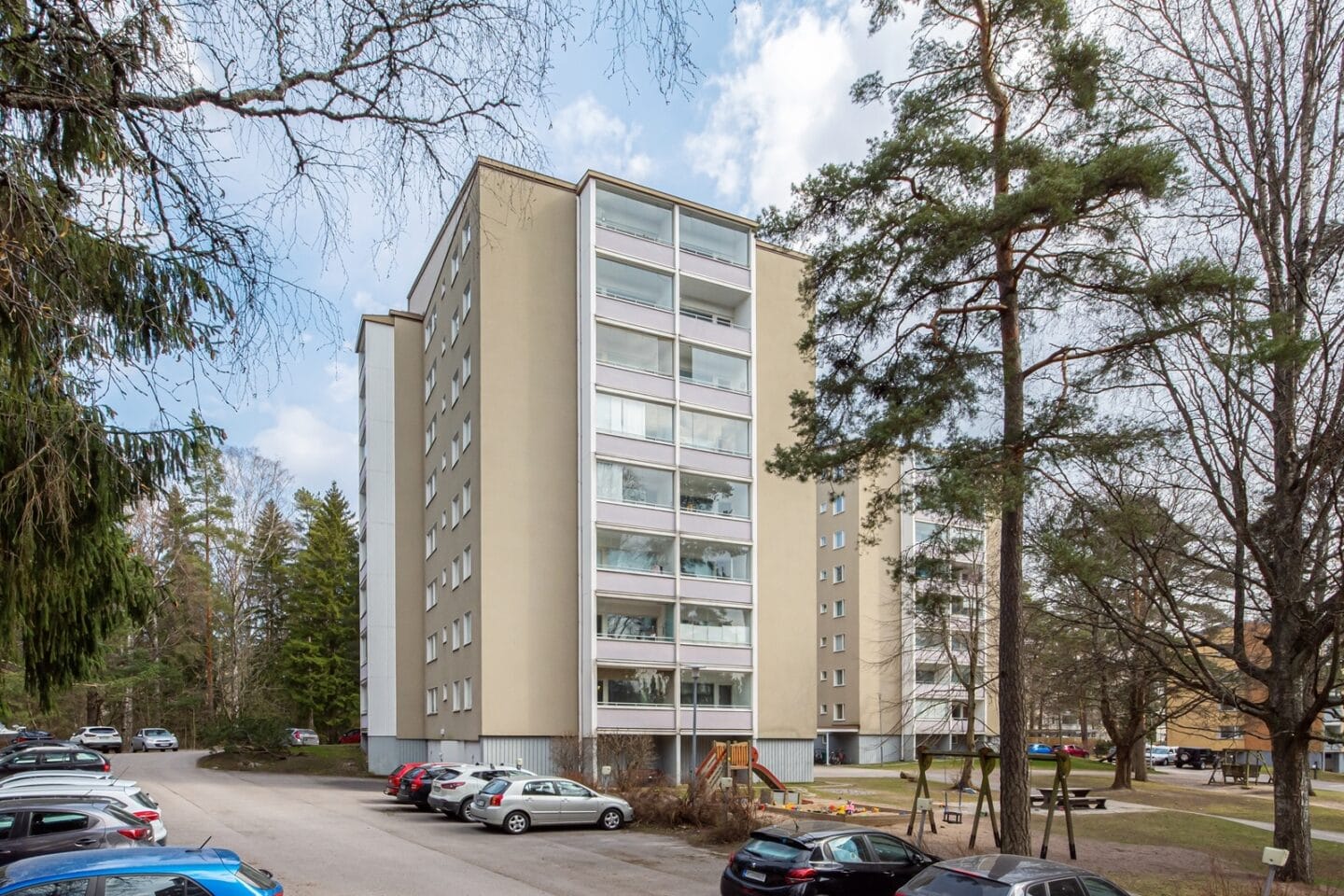 Poutamäentie 13, Helsinki (Pajamäki), Kuva 1