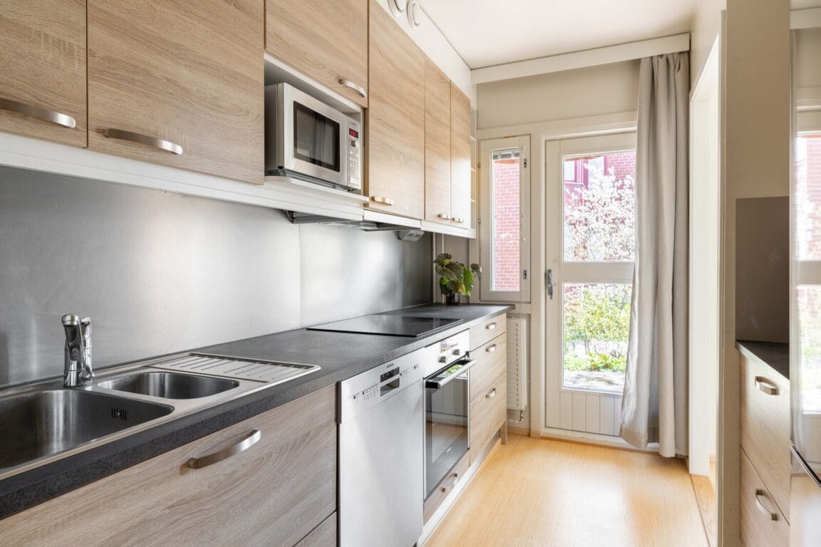 Kartanonkaari 22, Helsinki (Malminkartano)