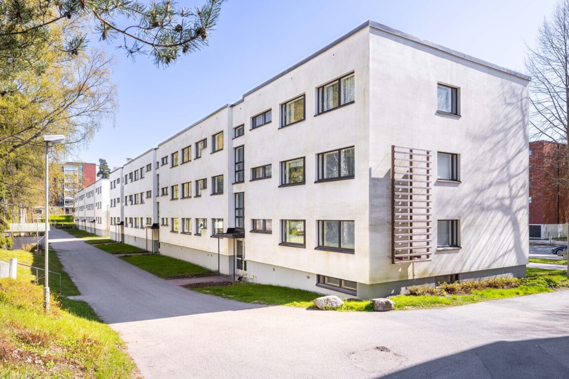 Korvatunturintie 5, Helsinki (Mellunmäki)