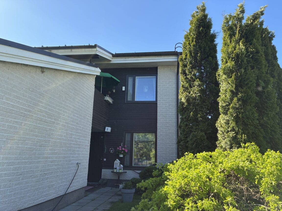 Parkkimäentie 16, Hämeenlinna (Puistonmäki)