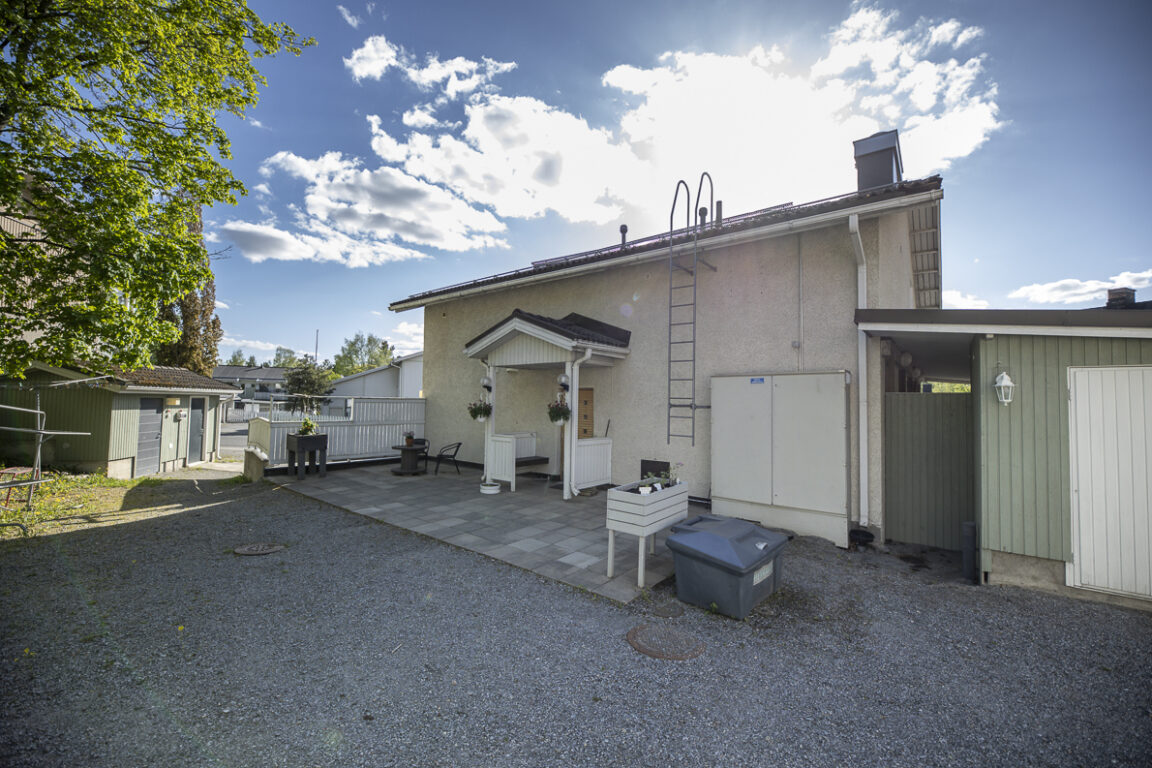 Hirvikatu 9, Tampere (Tahmela)