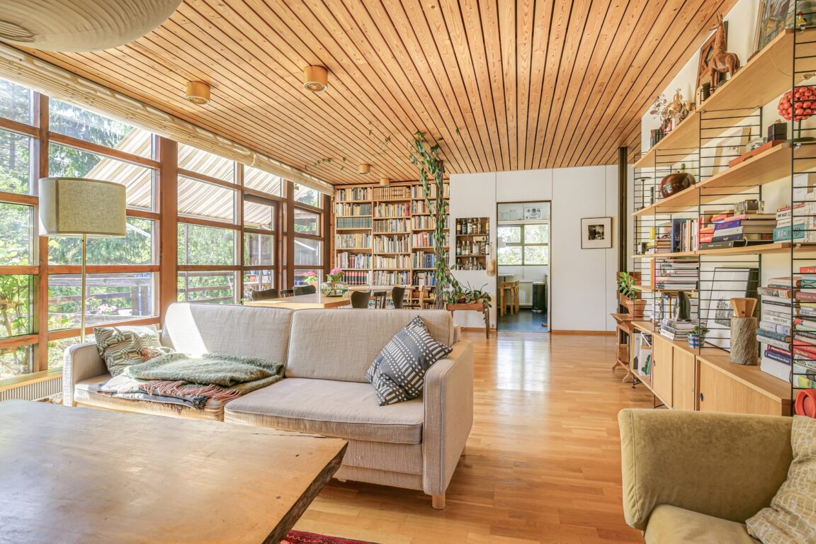 Kavallintie 25, Kauniainen (Kauniainen)