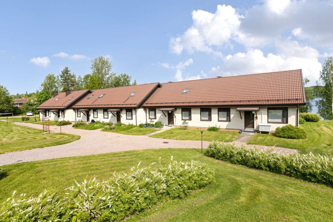 Vattolantie 13-15, Karkkila (Vattola)