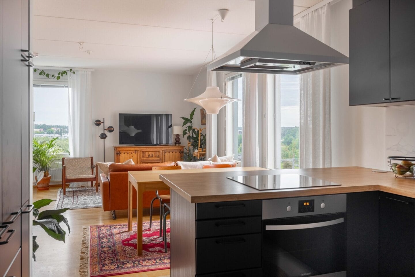 Kilterinaukio 5, Vantaa (Myyrmäki), Kuva 1