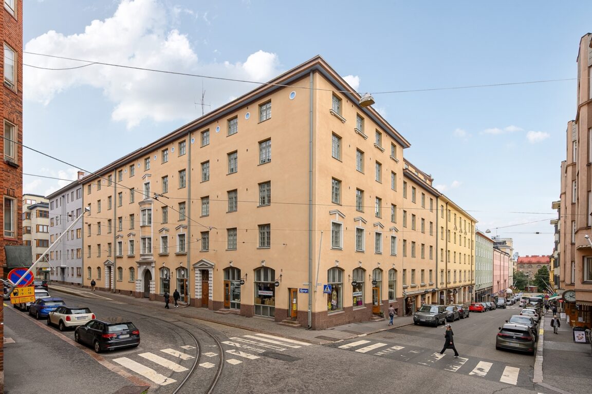 Tarkk’ampujankatu 4, Helsinki (Ullanlinna)