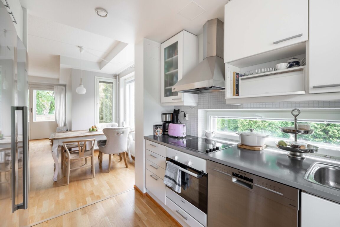 Hiisikuja 9, Helsinki (Tapanila)