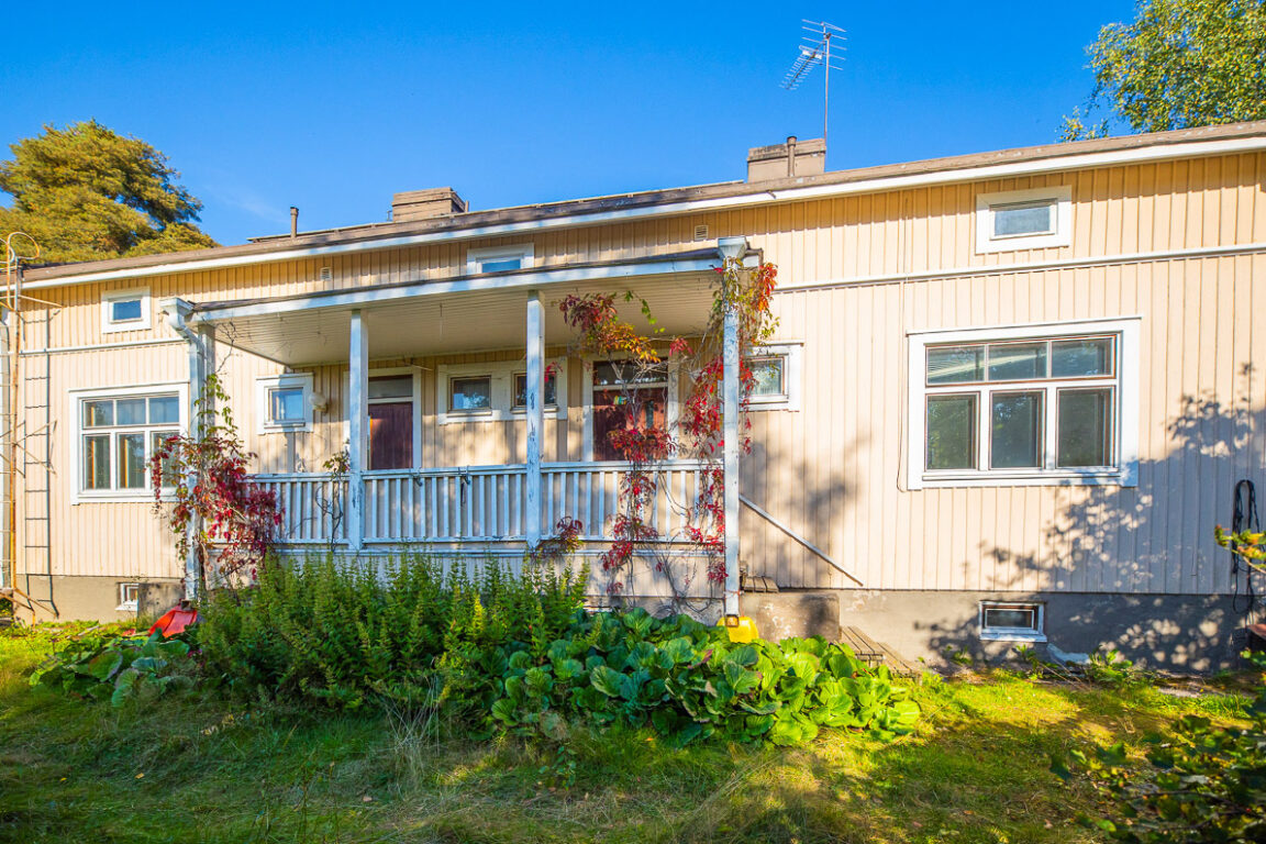 Ahotie 18, Tampere (Viinikka)