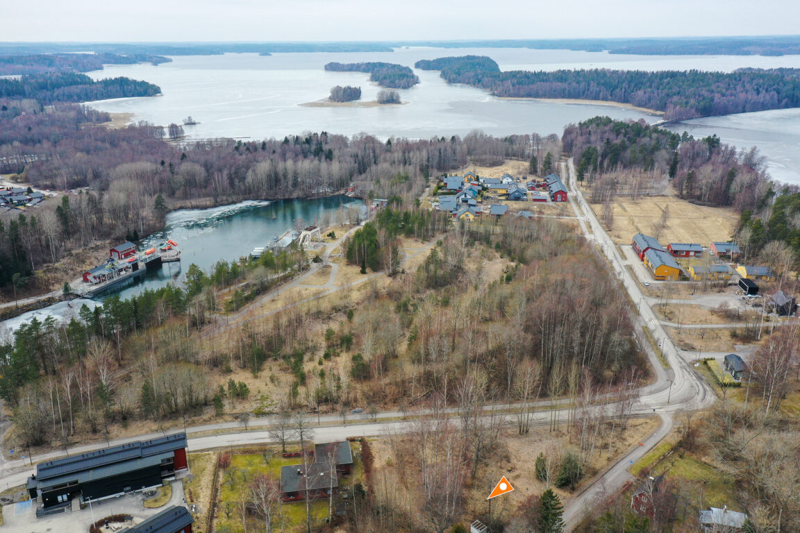 Laguksenkatu 26, Lohja (Myllylampi/Haikari)