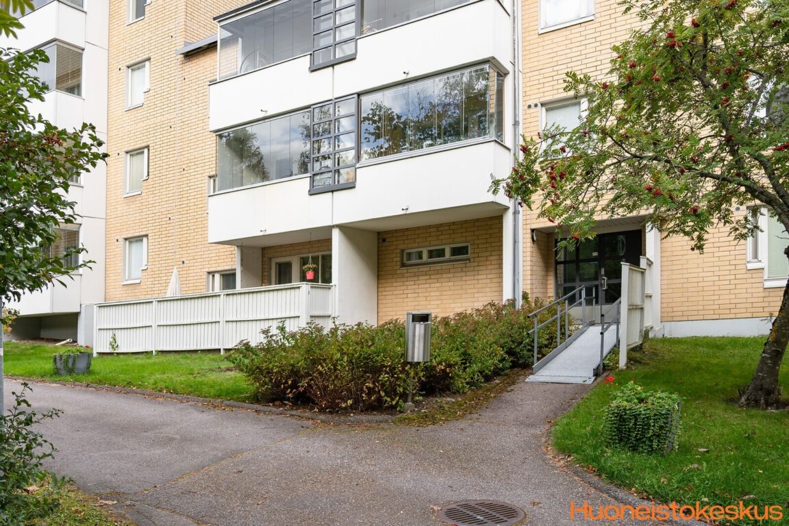 Iskostie 6, Vantaa (Myyrmäki)