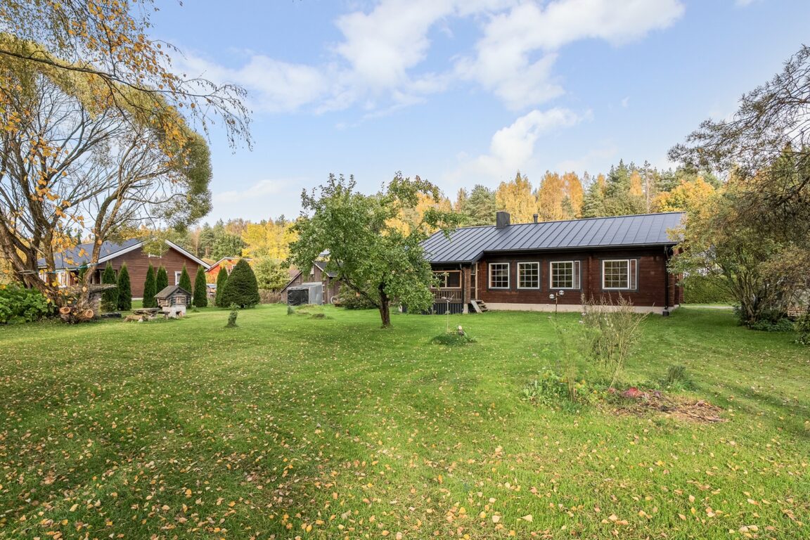 Puistolantie 1, Parolannummi (Nihattula)