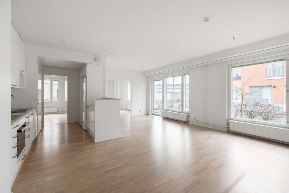 Taidemaalarinkatu 3, Helsinki (Kuninkaantammi)