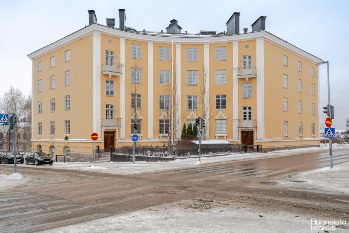 Torikatu 4, Oulu (Pokkinen)