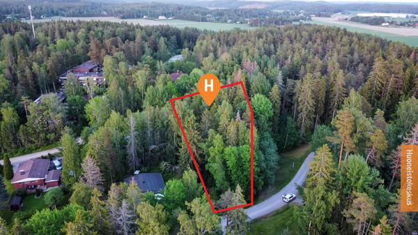 Metsotie 6, Piikkiö