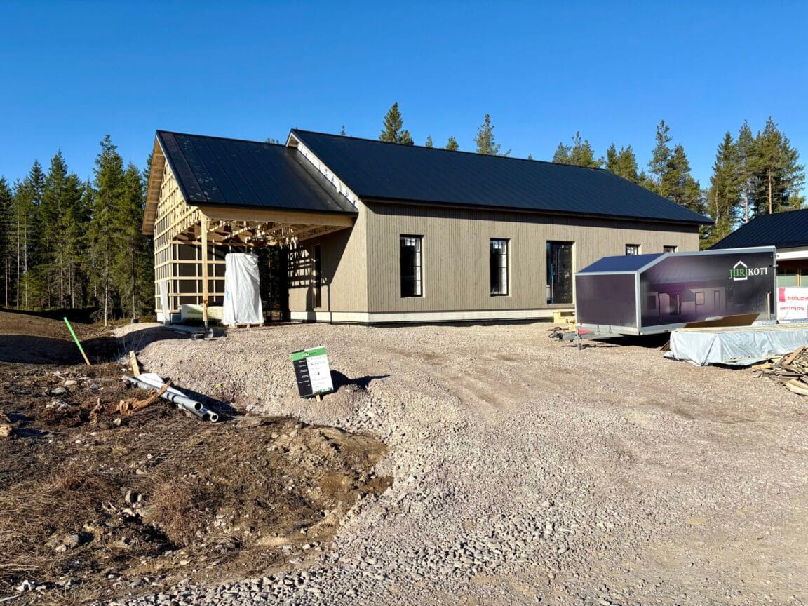 Louhettarenkatu 6, Ylivieska (Pakola)