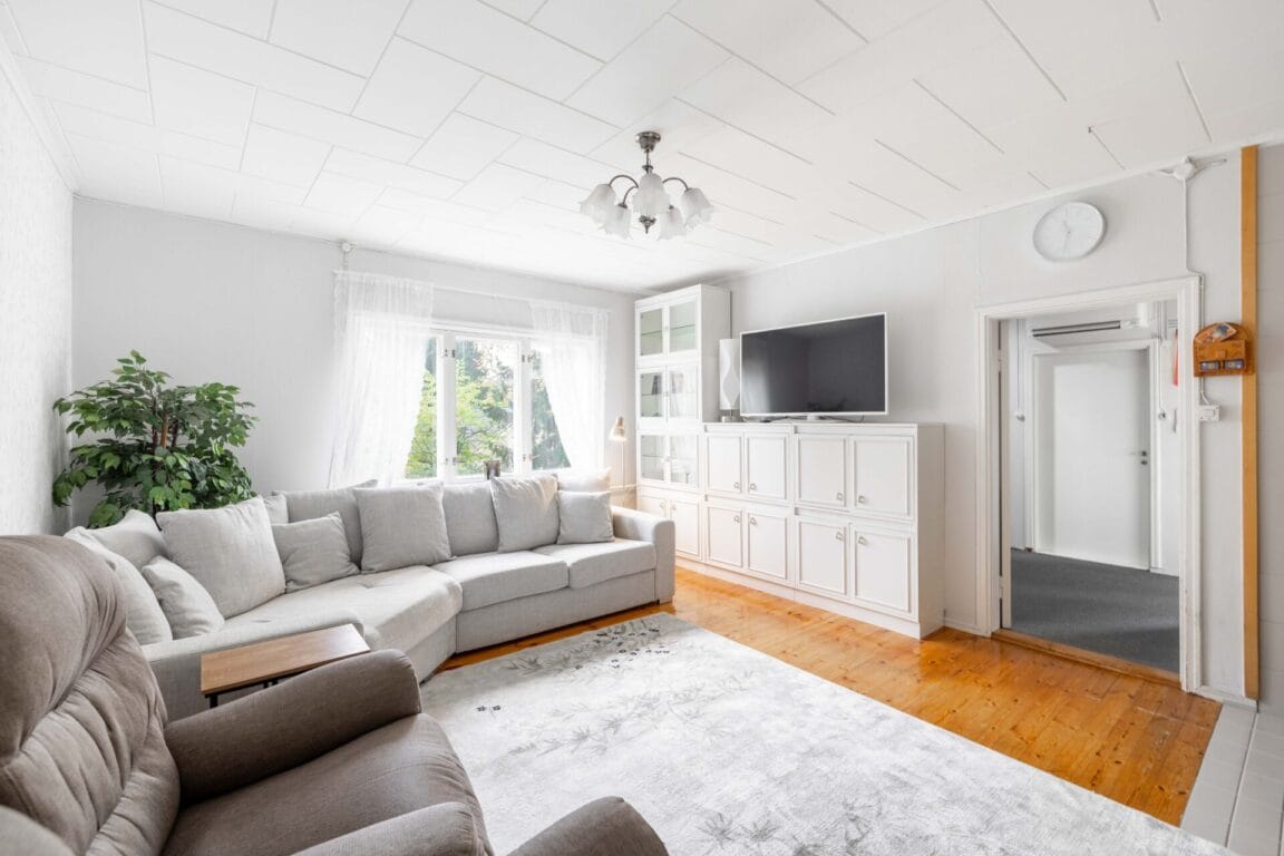 Jäämäentie 2, Helsinki (Mellunkylä)