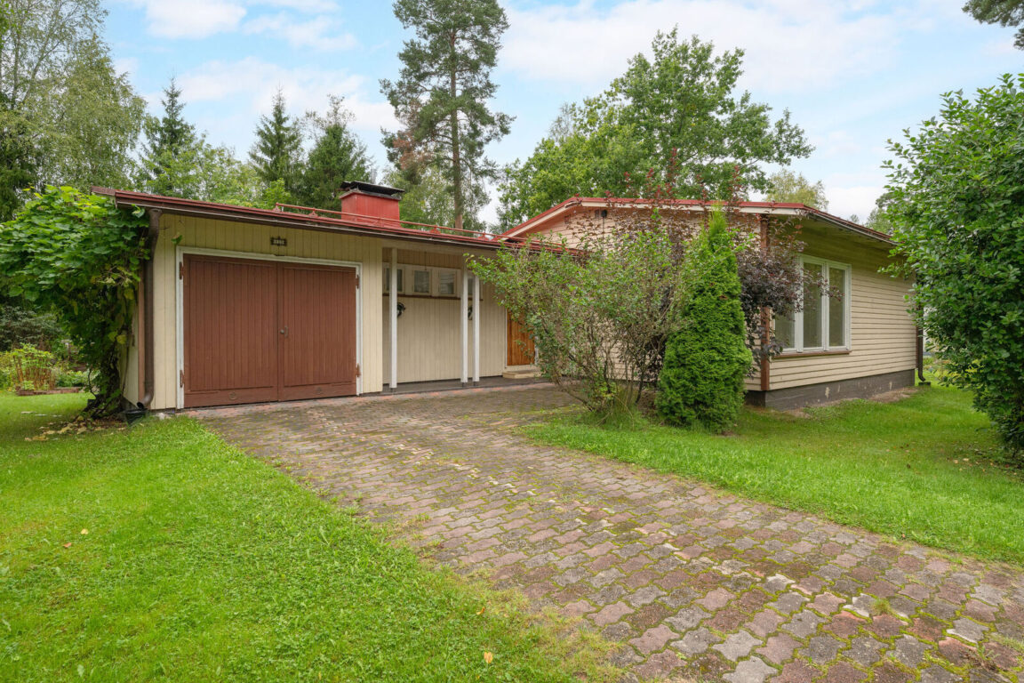 Pitkäläntie 25, Karkkila (Polari)