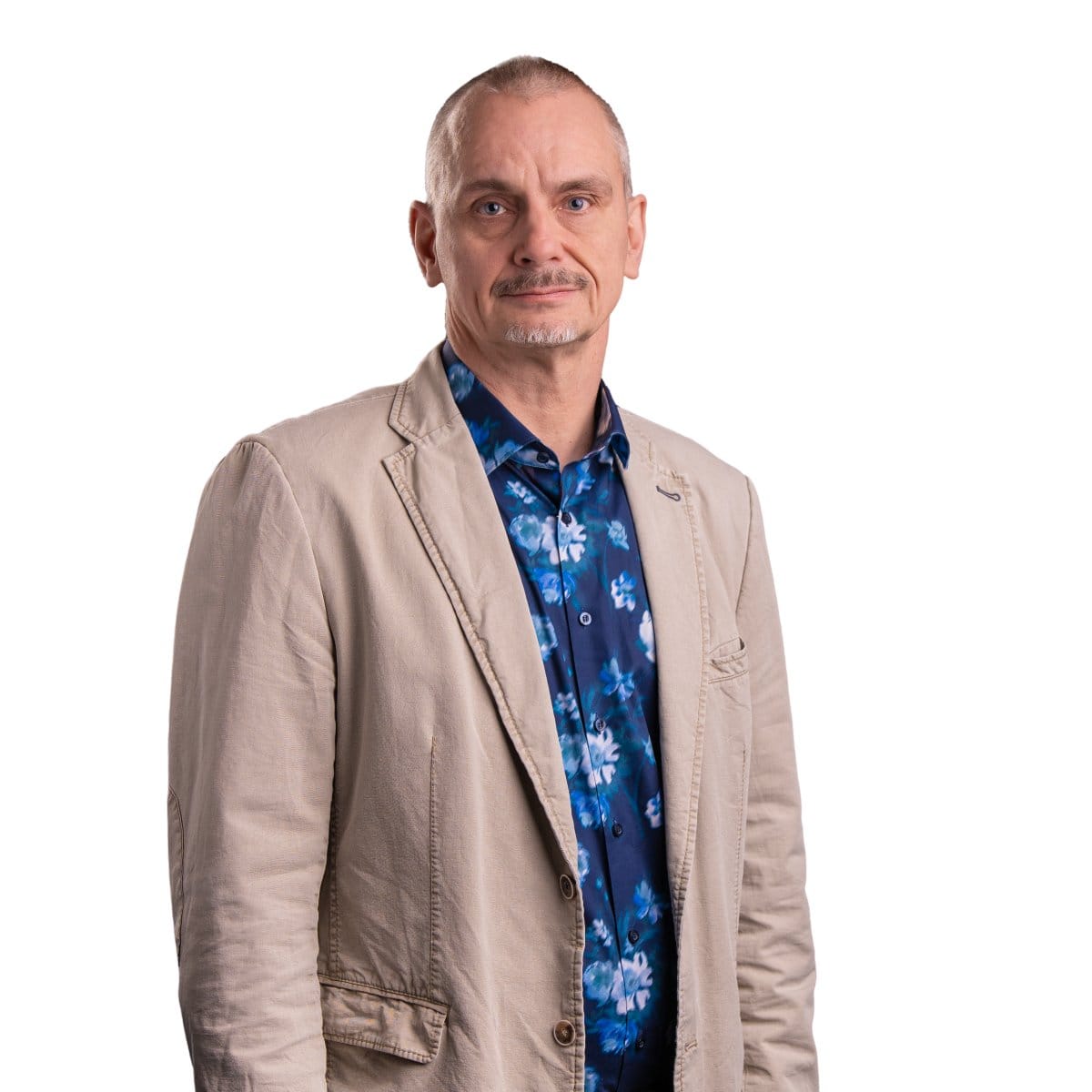 Kiinteistönvälittäjä, LKV Jan Klenberg