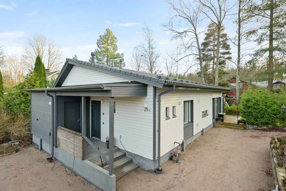 Mäkkyläntie 29, Espoo (Mäkkylä)