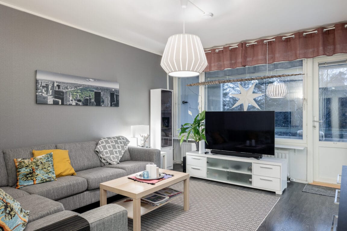 Hiihtäjäntie 15, Kuopio (Puijonlaakso)