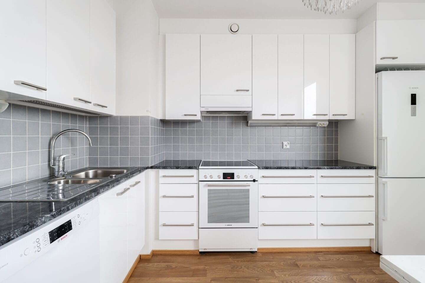 Kauppakartanonkatu 8, Helsinki (Itäkeskus), Kuva 1