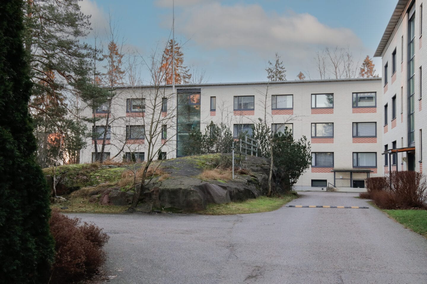 Raappavuorenkuja 1, Vantaa (Martinlaakso), Kuva 1