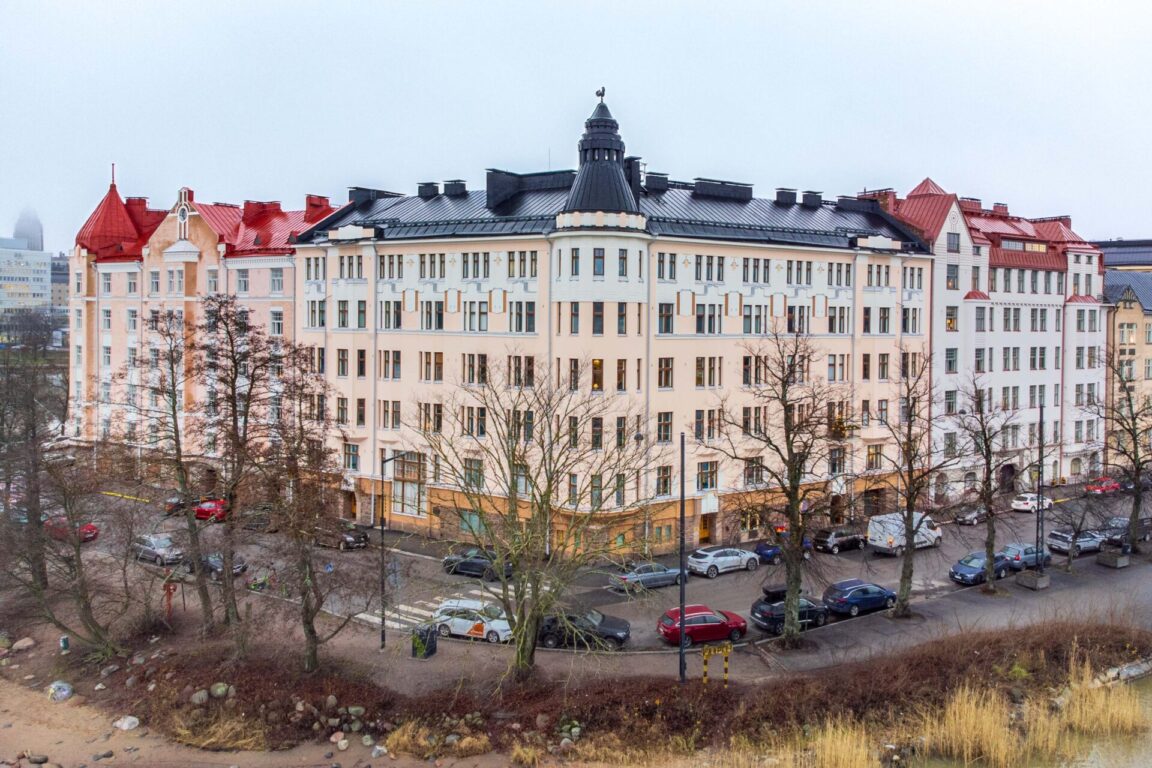 Pitkänsillanranta 17, Helsinki (Kallio)