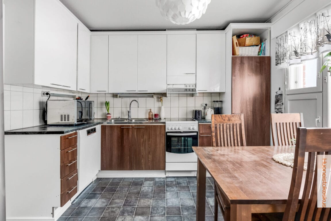 Hakatie 1 b, Lehmo (Lehmo)