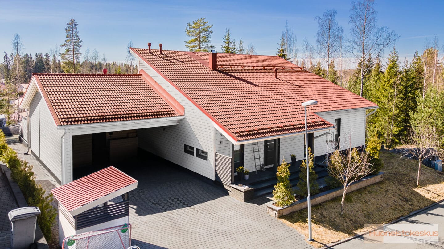 Hallakorvenkatu 10, Kuopio (Rautaniemi), Kuva 1